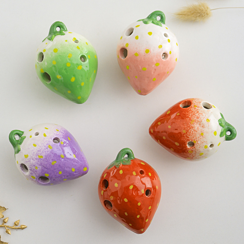 لطيف الفراولة على شكل الأكرينا - مراجعة Ocarina Ceramic وسعره