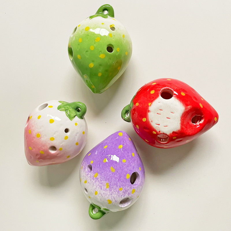 لطيف الفراولة على شكل الأكرينا - مراجعة Ocarina Ceramic وسعره